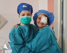 Китайские офтальмологи провели 317 бесплатных операций в Оше