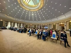 В Бишкеке проходит международный форум, посвященный 100-летию КНУ