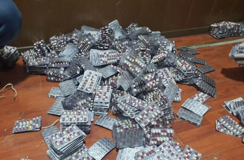 Из Кыргызстана в Узбекистан пытались ввезти контрабандой сильнодействующие лекарства
