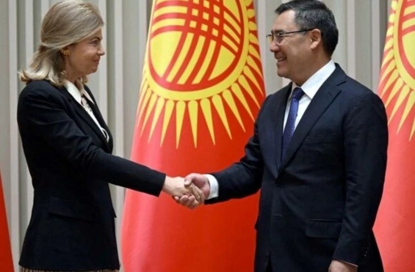 Решать водный вопрос в ЦА можно только сообща, но не с Ротшильдами