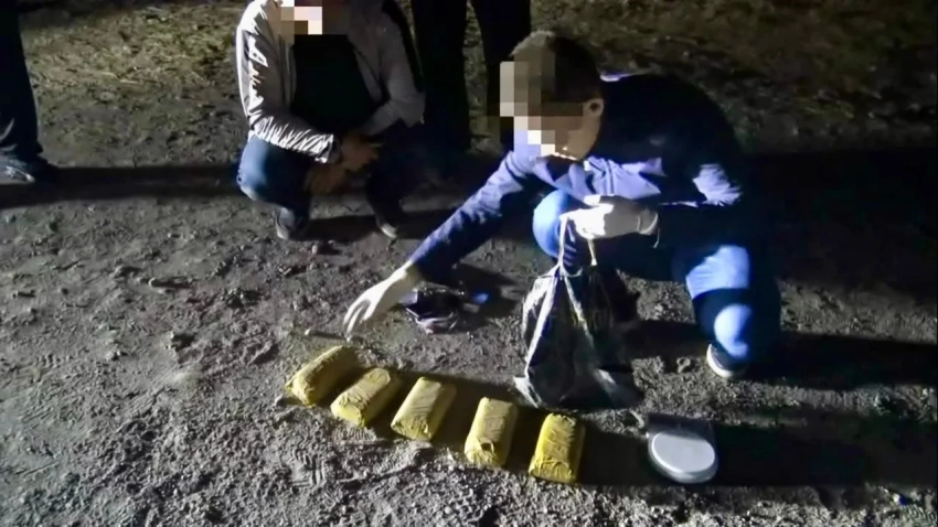 В Ноокене задержан иностранец, пытавшийся переправить в Узбекистан 5 кг гашиша