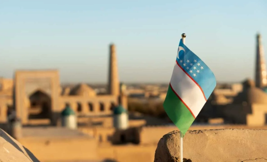 Узбекистан сократит свыше двух тысяч чиновников, их заменит ИИ