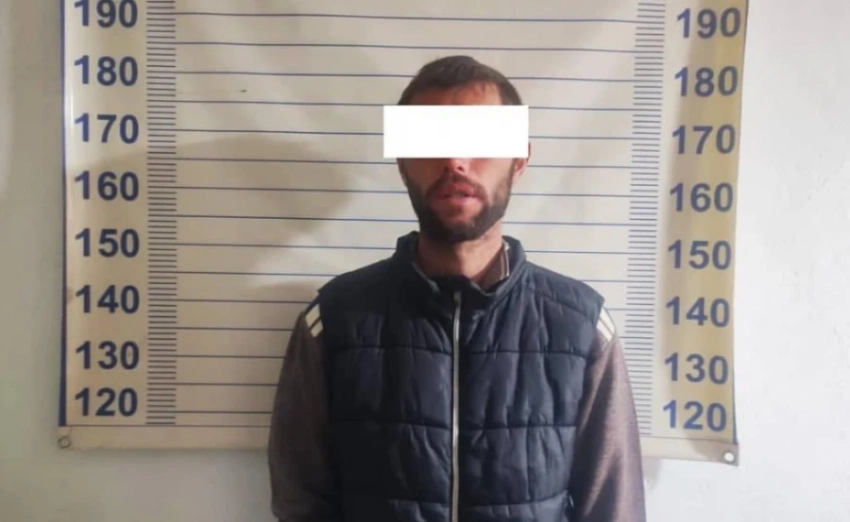 В селе Садовом мужчина пытался задушить 14-летнюю школьницу