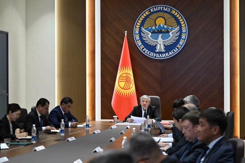 Кабмин Кыргызстана ввел временный запрет на лицензирование частных автошкол