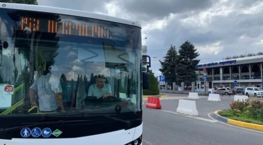 Автобус №153 до аэропорта «Манас» теперь курсирует и ночью