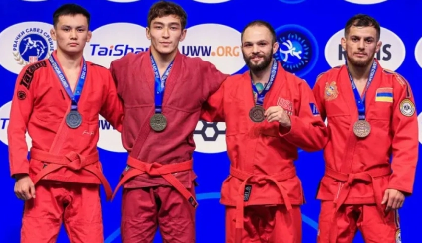 Кыргызстанец Абылбеков завоевал серебро на ЧМ по грэпплингу