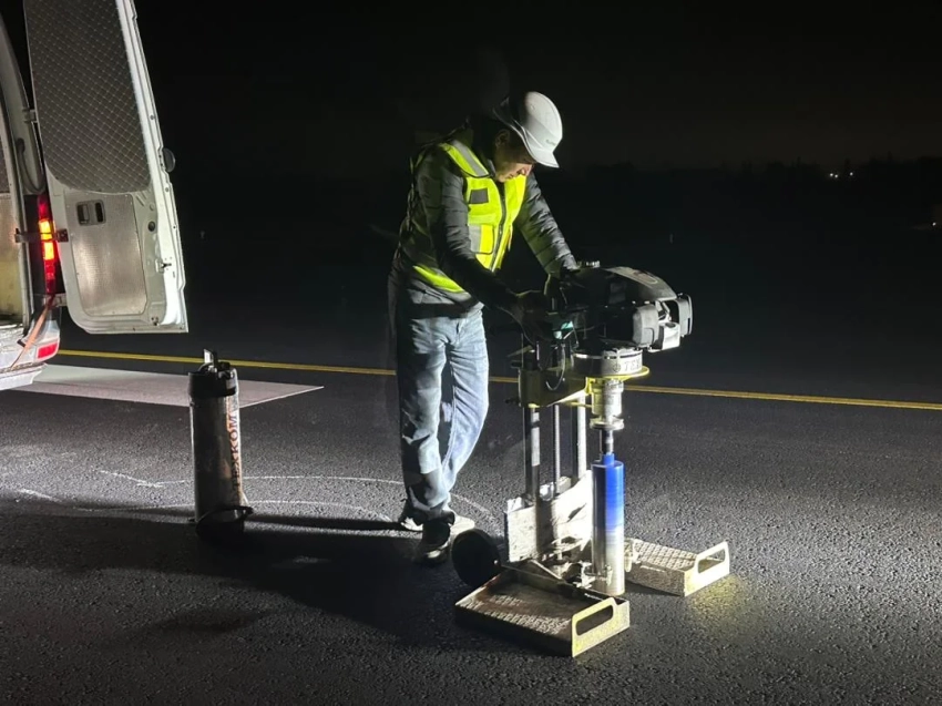 Взлетно-посадочную полосу аэропорта «Манас» проверяют на прочность