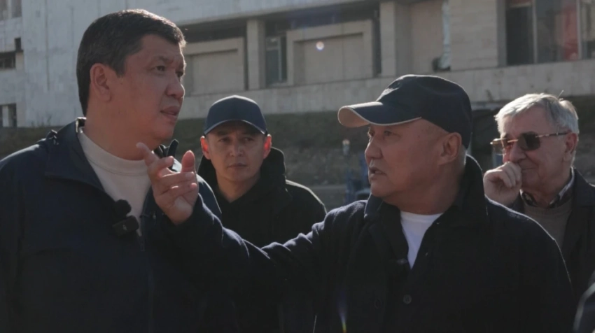 Мэр Бишкека посетил стройку подземного комплекса Old Bishkek