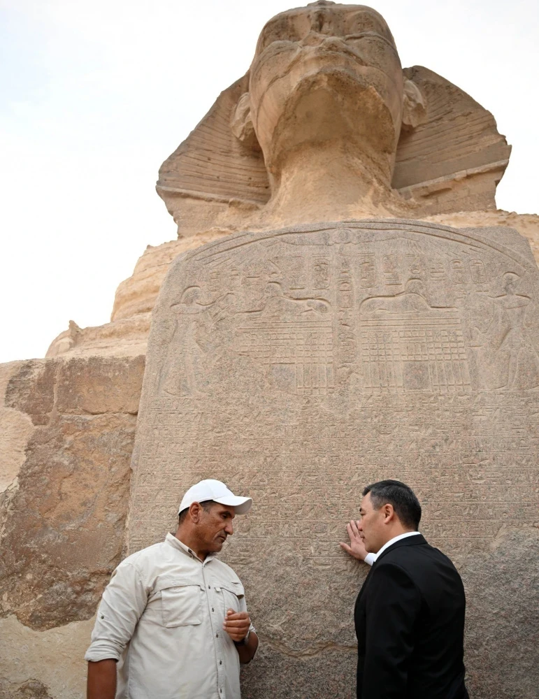 Садыр Жапаров посетил пирамиды Гизы