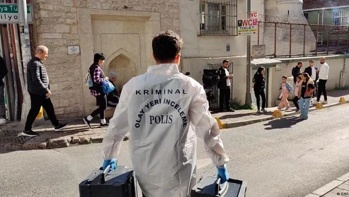 Семья туристов скончалась после отравления в Стамбуле