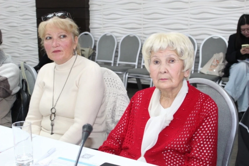 В Бишкеке обсудили программу активного долголетия