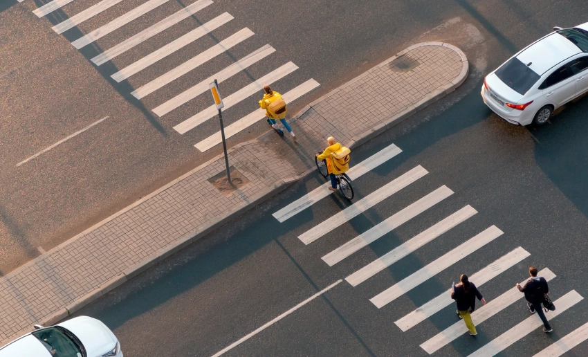 В Кыргызстане разработали «умный» пешеходный переход