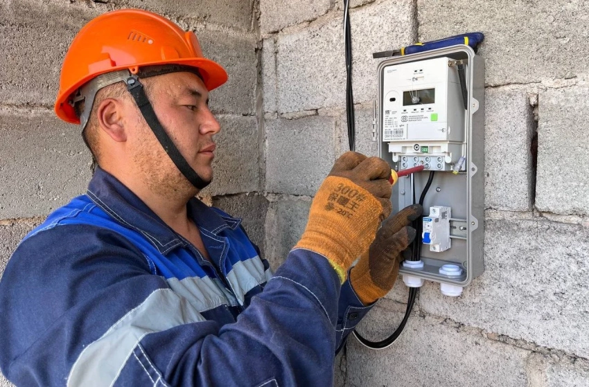 Уларбек Дуйшо уулу: Почти вся страна покрыта «умными» счетчиками