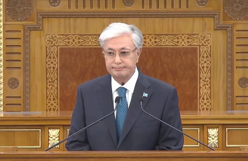 Зачем президент Казахстана усиливает парламент и зачищает окружение?