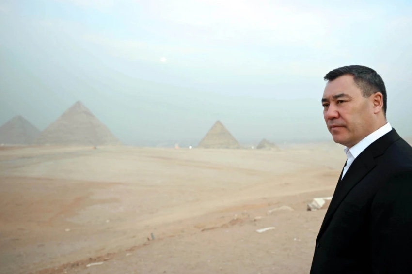 Садыр Жапаров посетил пирамиды Гизы