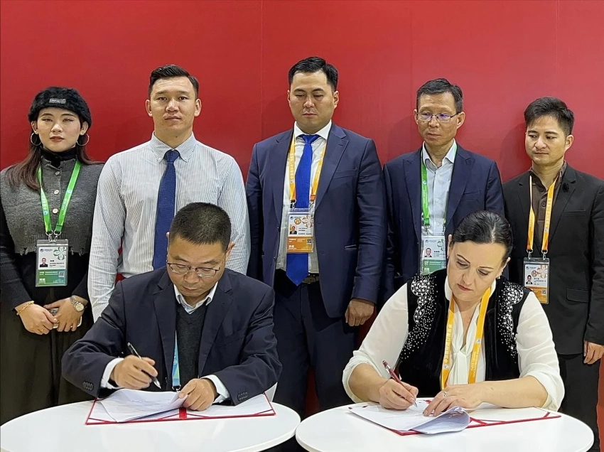 Кыргызский мед выходит на рынок Китая. Подписан предварительный контракт на 60 тонн