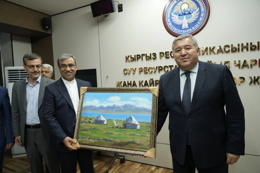 Кыргызстан и Иран обсудили расширение сотрудничества в аграрной и водной сферах