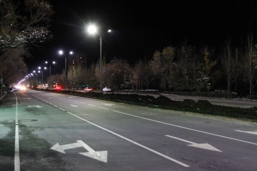 Без освещения. Из-за темноты бишкекчанка упала с ребенком на руках