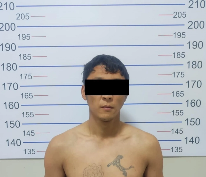 В Аламудинском районе у члена ОПГ нашли гашиш, спрятанный в капюшоне