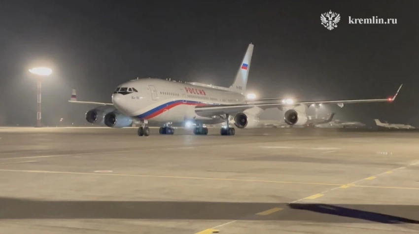 Владимир Путин прилетел в Кыргызстан