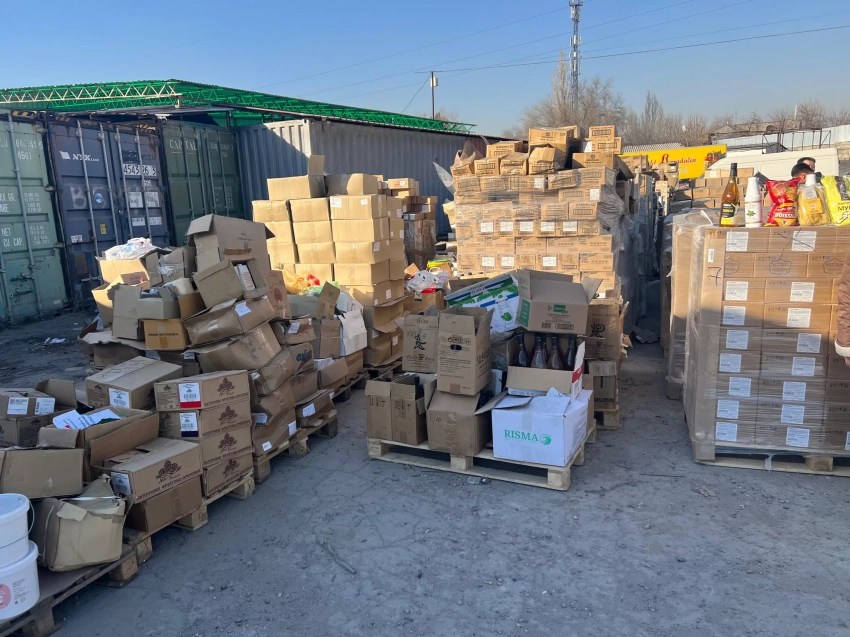 Кыргызстан — не свалка для иностранных списанных продуктов: ГКБН утилизирует конфискованную фальсифицированную продукцию