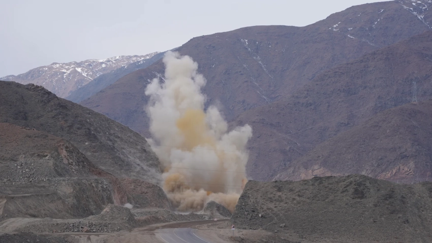 На железной дороге Балыкы – Кочкор 1 декабря будут проводить буровзрывные работы