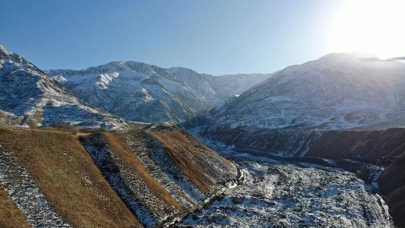 Ледник Дехдал в Таджикистане снова начал двигаться