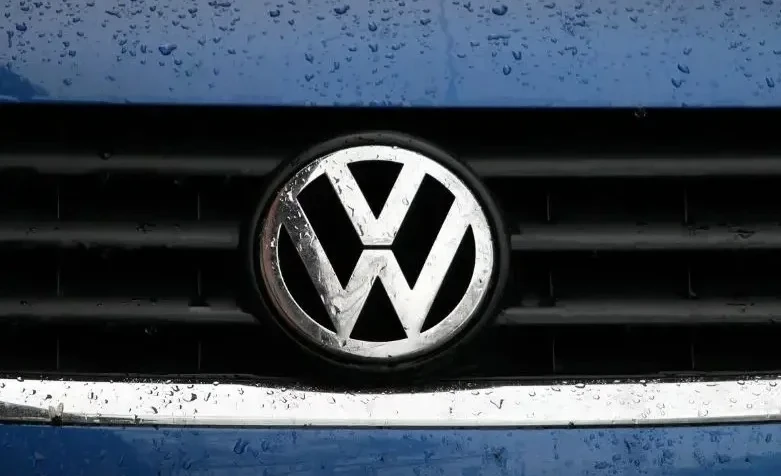 Volkswagen впервые за 88 лет закрывает завод в Германии