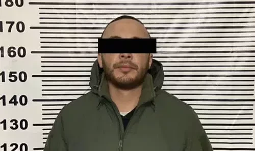 Замначальника КПП «Кайынды» ранили ножом. Подозреваемый задержан