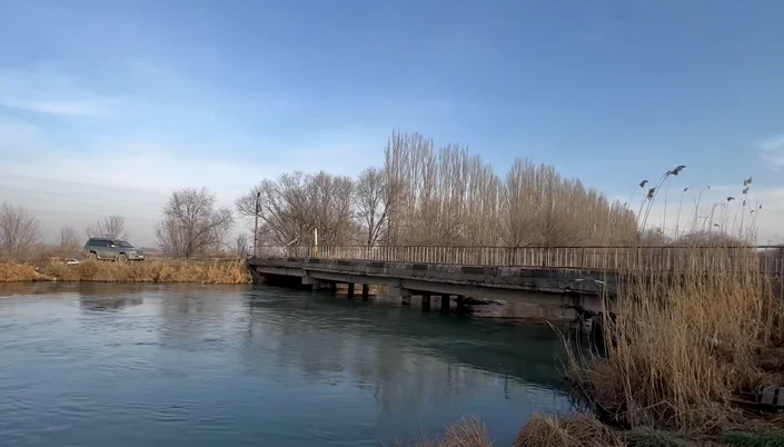 На альтернативной дороге Бишкек—Кант—Ысык-Ата построят новый мост