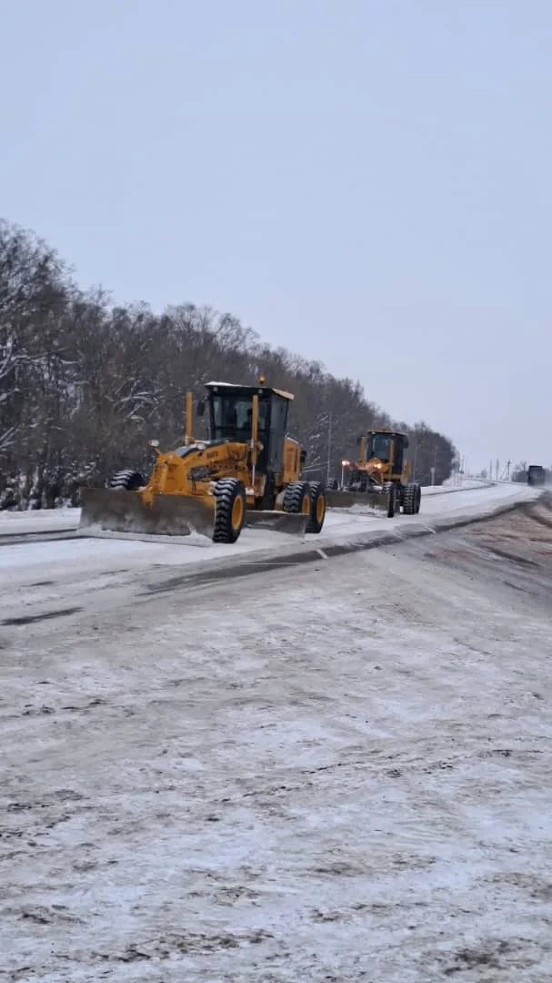 Все перевалы и дороги Кыргызстана открыты для проезда