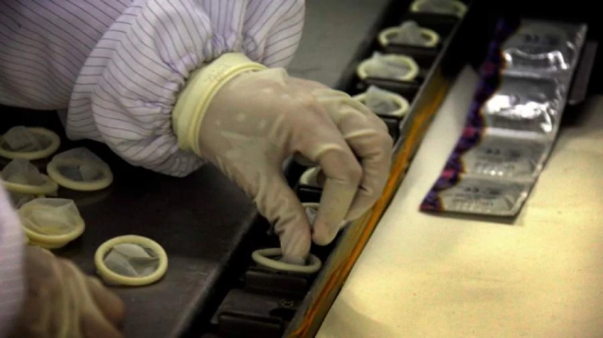 Китай вводит налоги на презервативы, чтобы стимулировать рождаемость