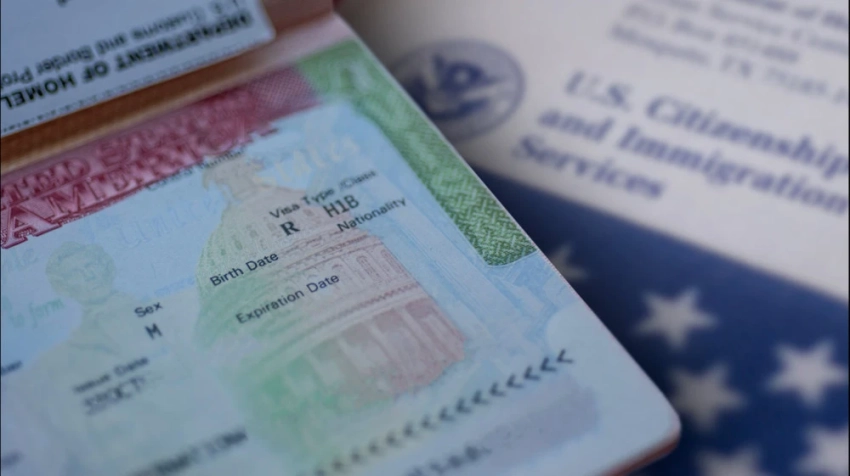 США усилять проверку заявителей на неиммиграционную рабочую визу, - Reuters