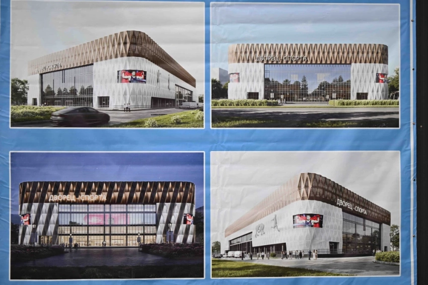 Глава кабмина побывал в Манасе. Что осмотрел и какие поручения раздал