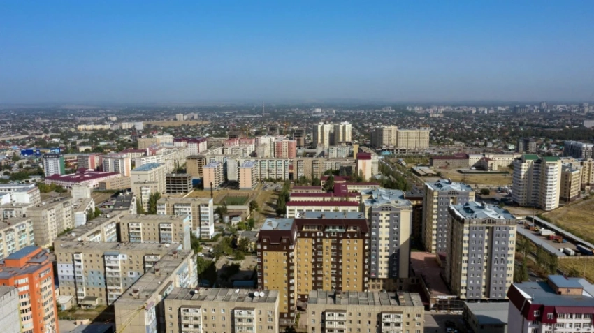 Юрист Владимир Плужник пообещал, что землю будут изымать по рыночной стоимости