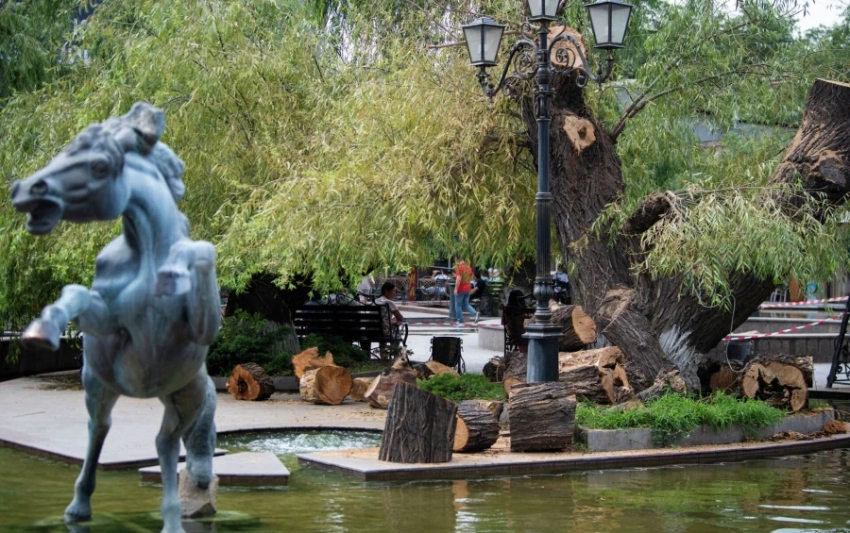 Экс-директор ЦУМа: Фонтаны никуда не делись