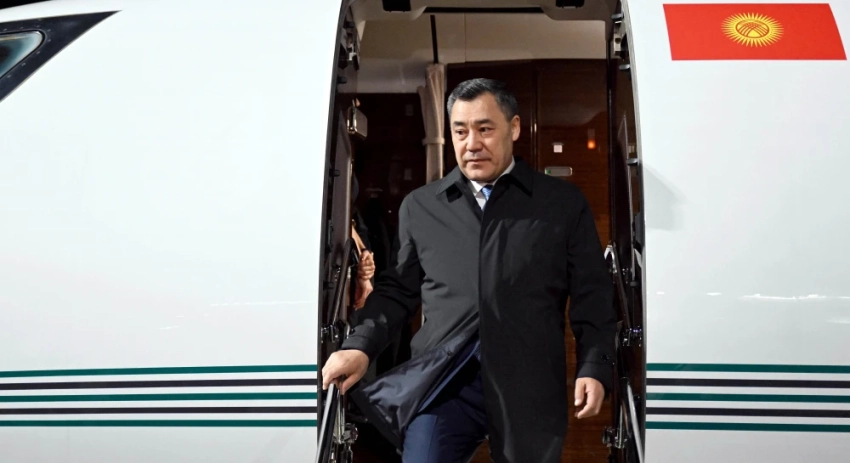 Садыр Жапаров прилетел в Японию. Как его встретили