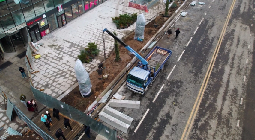 Когда откроют проспект Чуй у ГУМа и ЦУМа. И как дорога выглядит сейчас