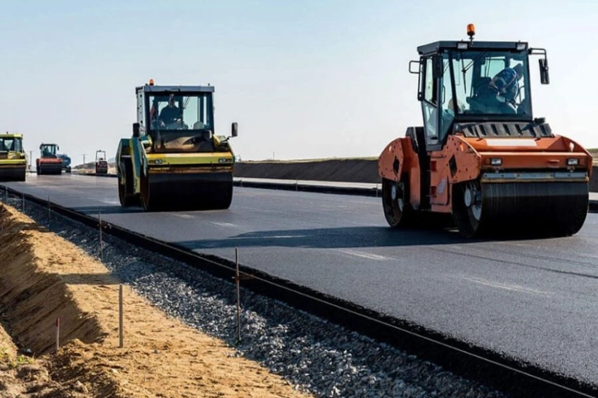 Минтранс задолжал частным компаниям 8 миллиардов сомов