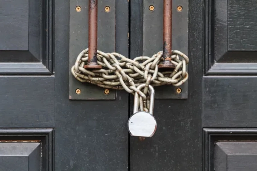 Проект республиканского бюджета комитет ЖК рассмотрел в закрытом режиме