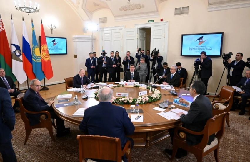 Завершился визит Садыра Жапарова в Россию. Фото