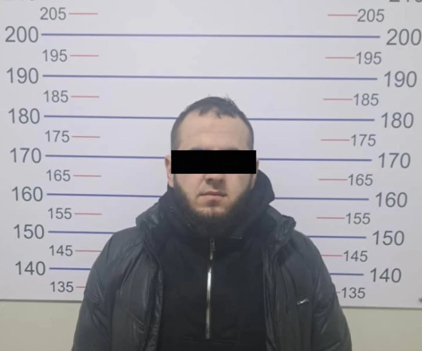 В Жайылском районе задержаны парни за похищение несовершеннолетней с целью женитьбы