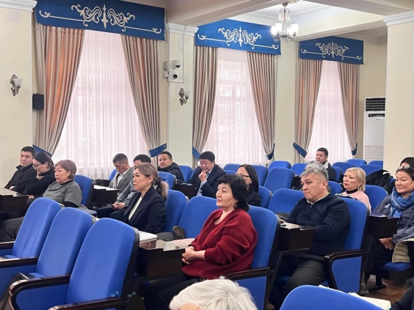 Минздрав намерен закрыть дефицит жизненно важных лекарств. Каким образом?