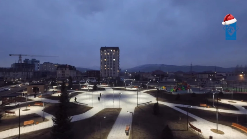 В Бишкеке открыли новый сквер "Санжыра"