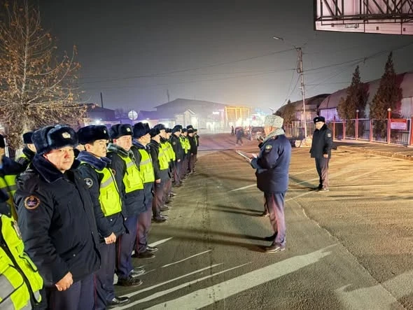 Подростков-нарушителей в Ошской области ищут в компьютерных клубах и скверах