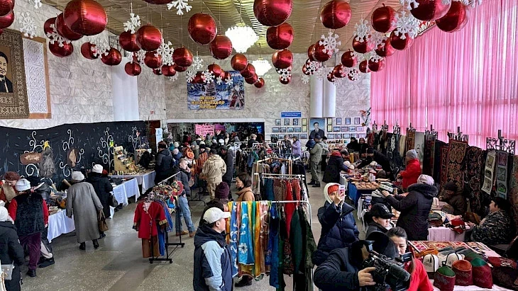 В Караколе проходит традиционная ярмарка Karakol Winter Fair 2026