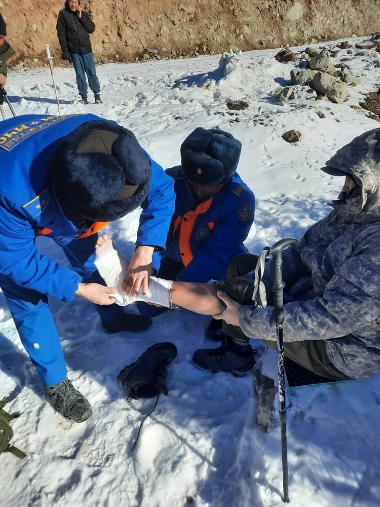 В парке "Ала-Арча" спасли мужчину, повредившего ногу