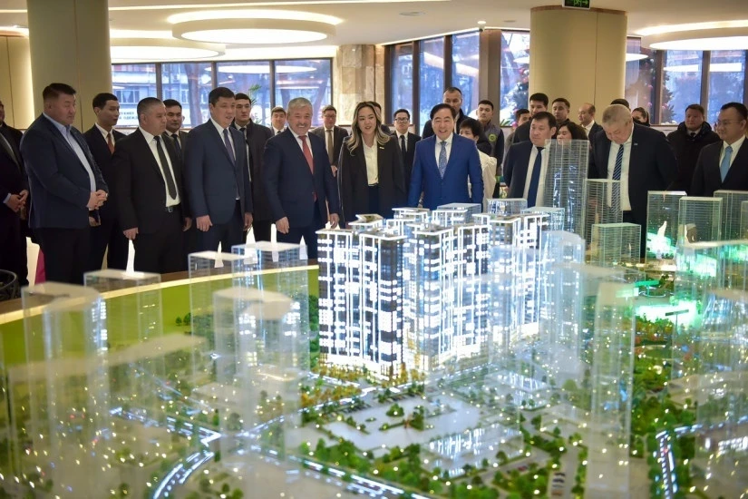 Глава кабмина КР ознакомился с инвестиционными проектами по Бишкеку