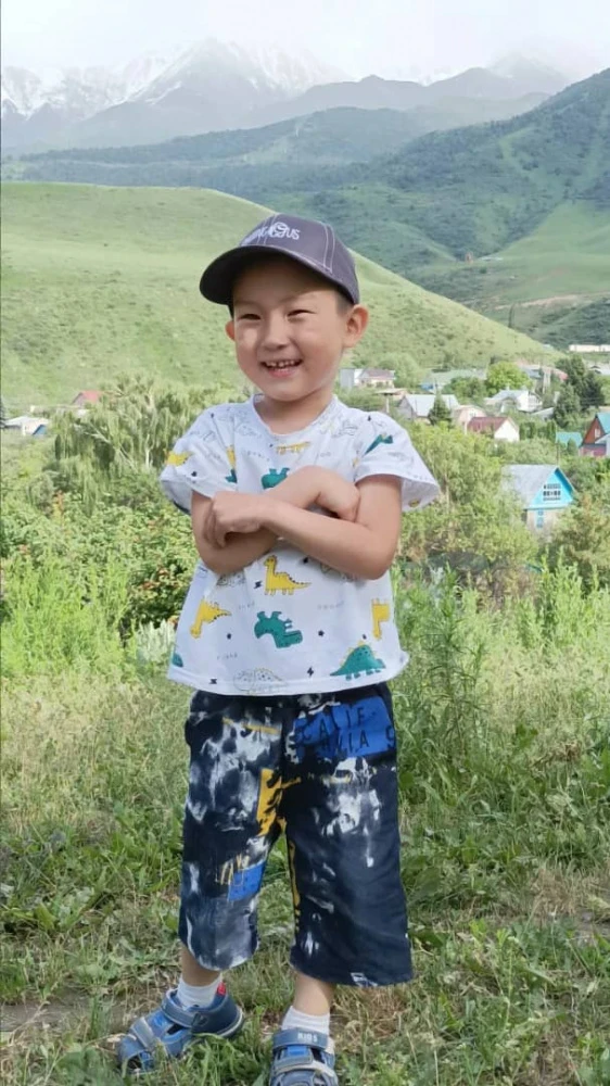 Алинур переболел корью в шесть месяцев. Осложнение - редкое заболевание головного мозга