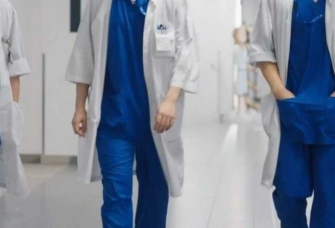 Кыргызстан ищет способы вернуть топовых медиков-соотечественников на родину